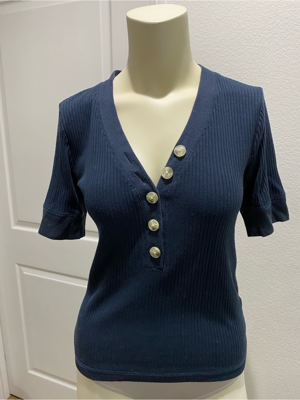 Abercrombie & Fitch Navy Ribbed Button-Front Short-Sleeve Top